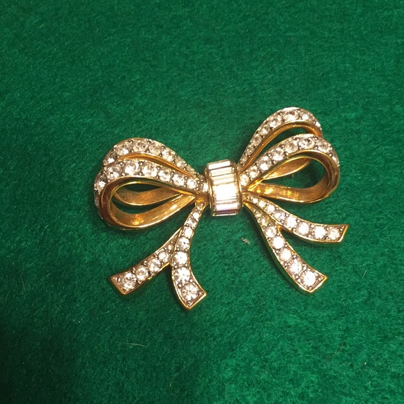 Swarovski Jewelry - Swarovski Bow Brooch
